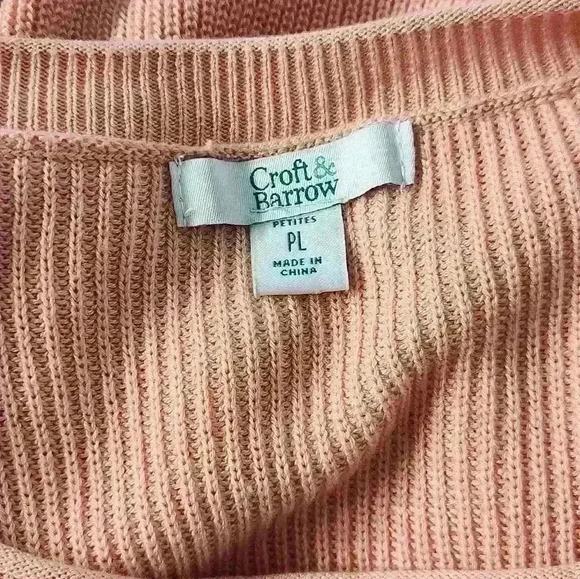 Croft & Barrow Women's  peach color, long sleeve, lightweight, sweater size PL - Picture 9 of 12